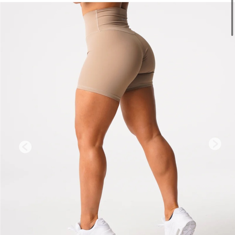 NVGTN Latte Signature 2.0 Shorts Size Small